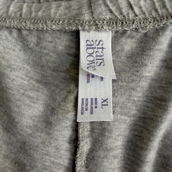 Stars Above Gray Pajama Shorts Size XL - Picture 6 of 8